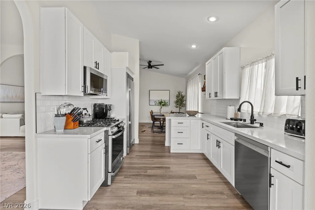 2212 Alanhurst, Henderson, NV 89052