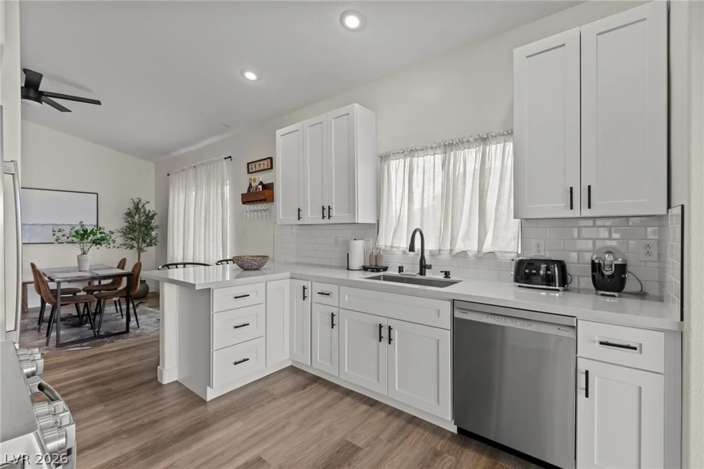 2212 Alanhurst, Henderson, NV 89052