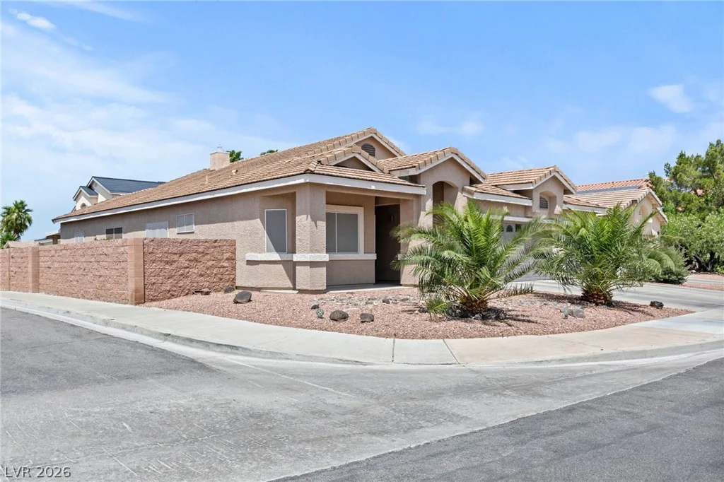 2212 Alanhurst, Henderson, NV 89052