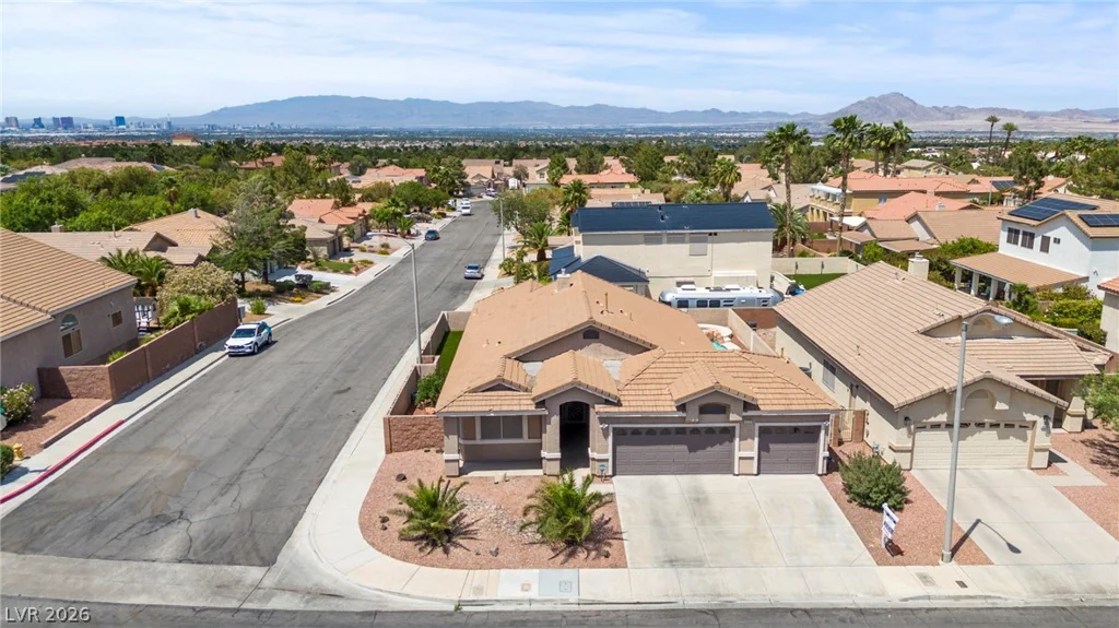 2212 Alanhurst, Henderson, NV 89052