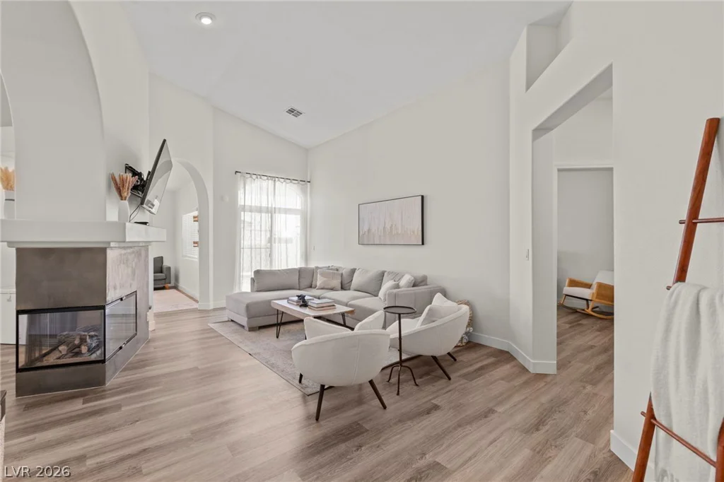 2212 Alanhurst, Henderson, NV 89052