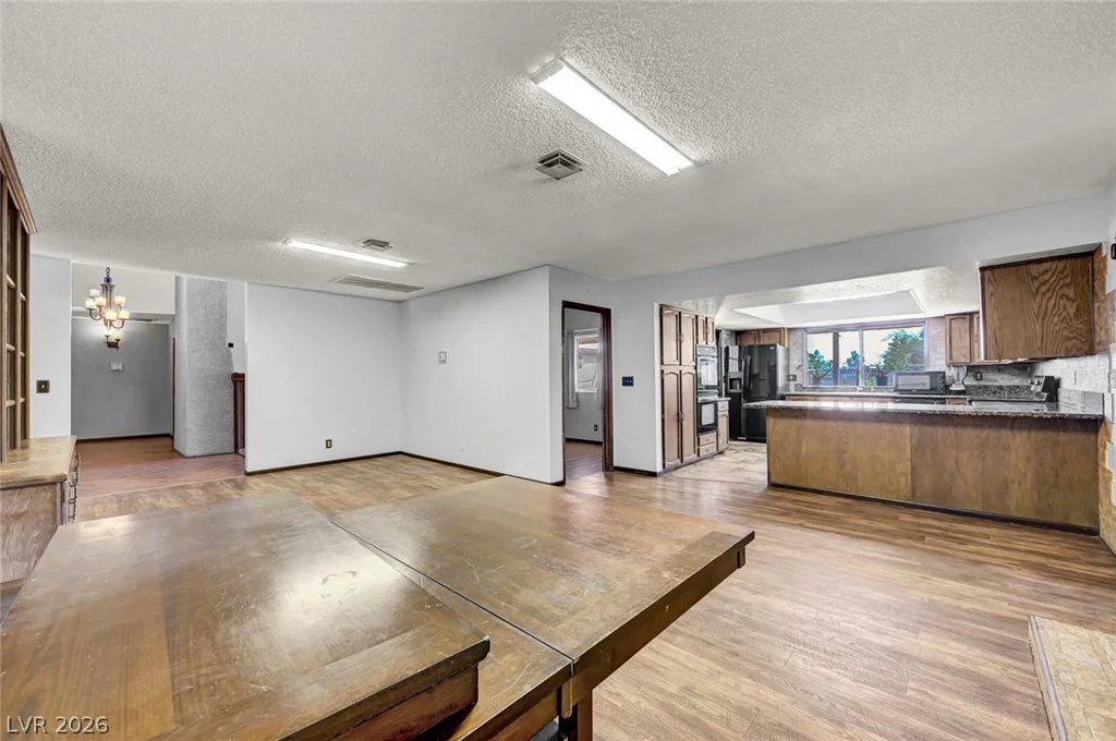6975 Obannon, Las Vegas, NV 89117