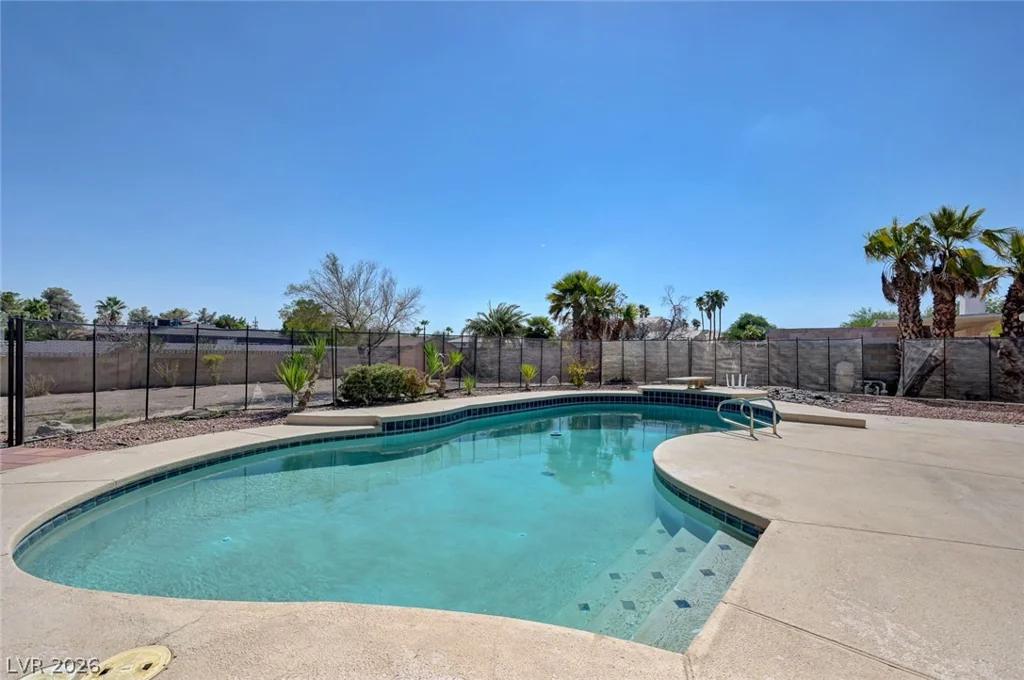 6975 Obannon, Las Vegas, NV 89117