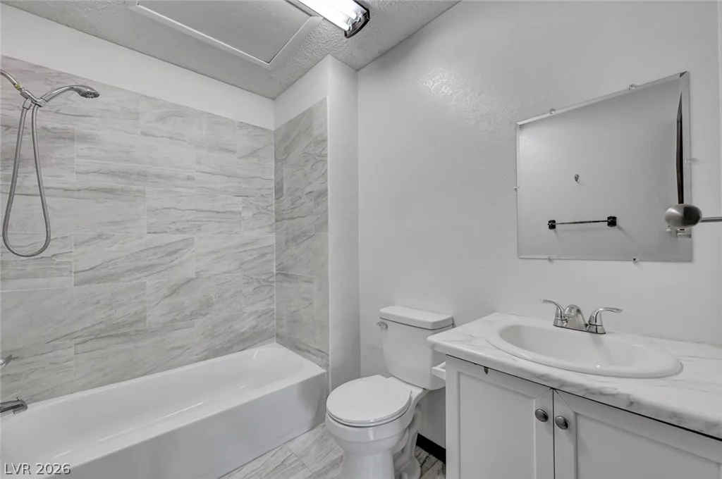 6975 Obannon, Las Vegas, NV 89117
