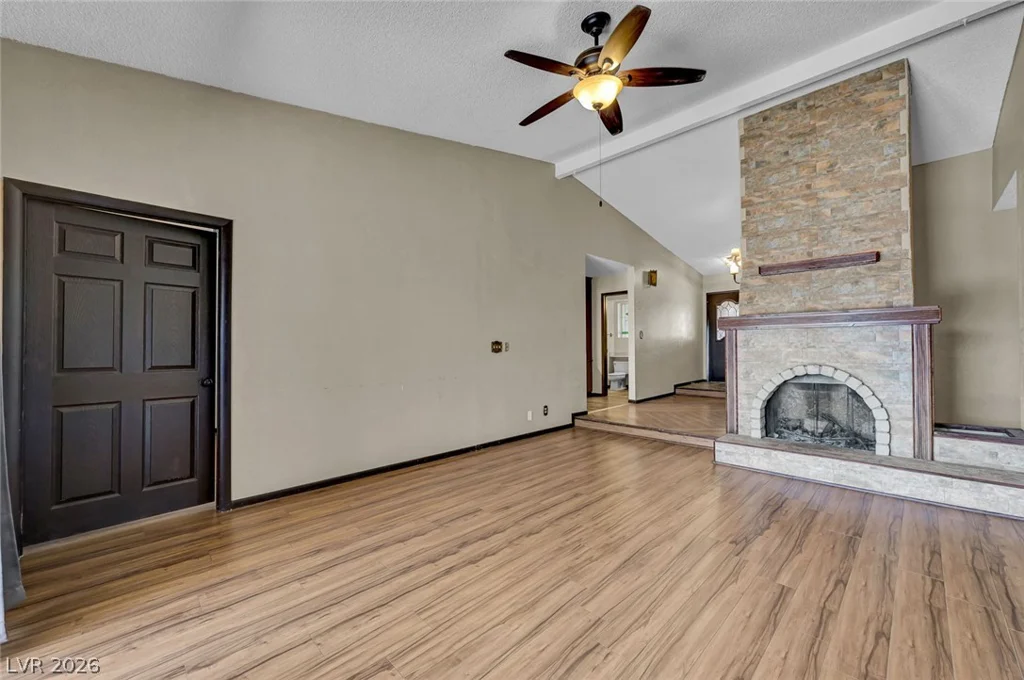 6975 Obannon, Las Vegas, NV 89117