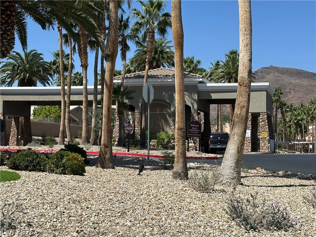 715 Leicester, Henderson, NV 89002