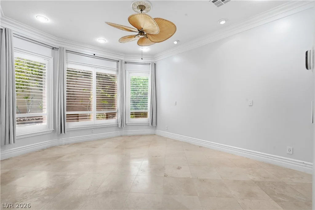 3283 Squire, Las Vegas, NV 89135
