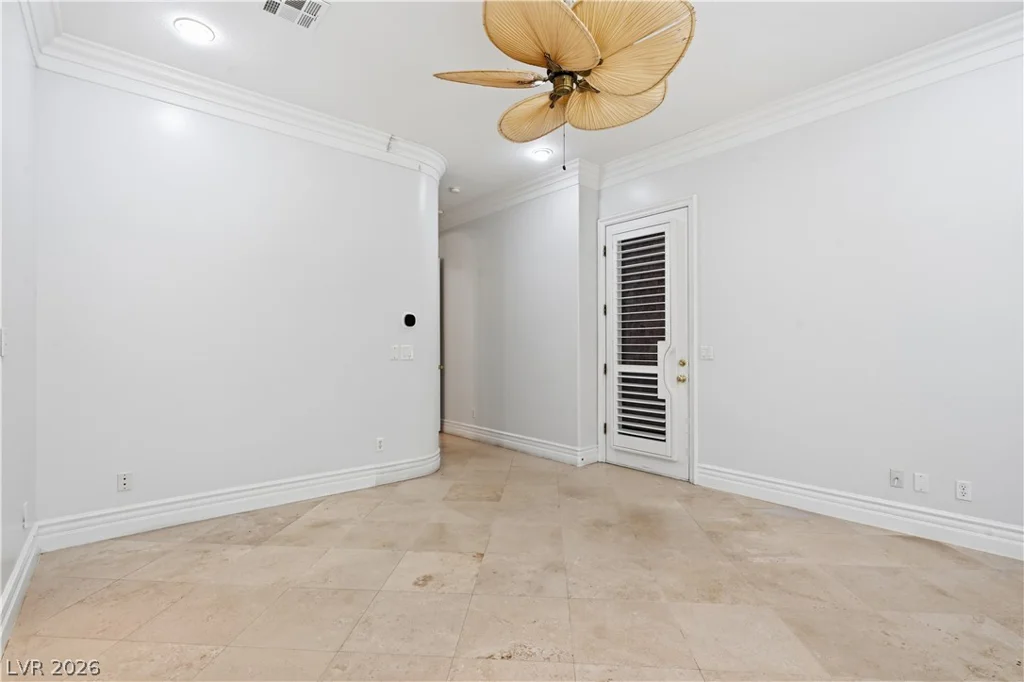 3283 Squire, Las Vegas, NV 89135