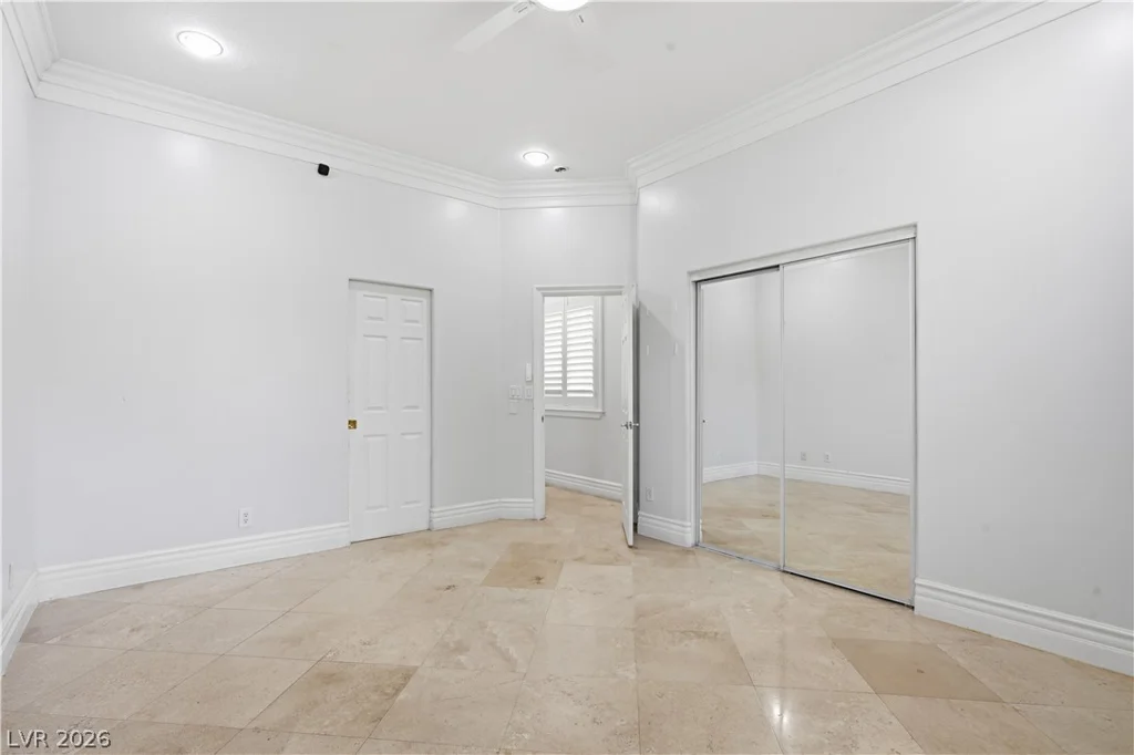 3283 Squire, Las Vegas, NV 89135