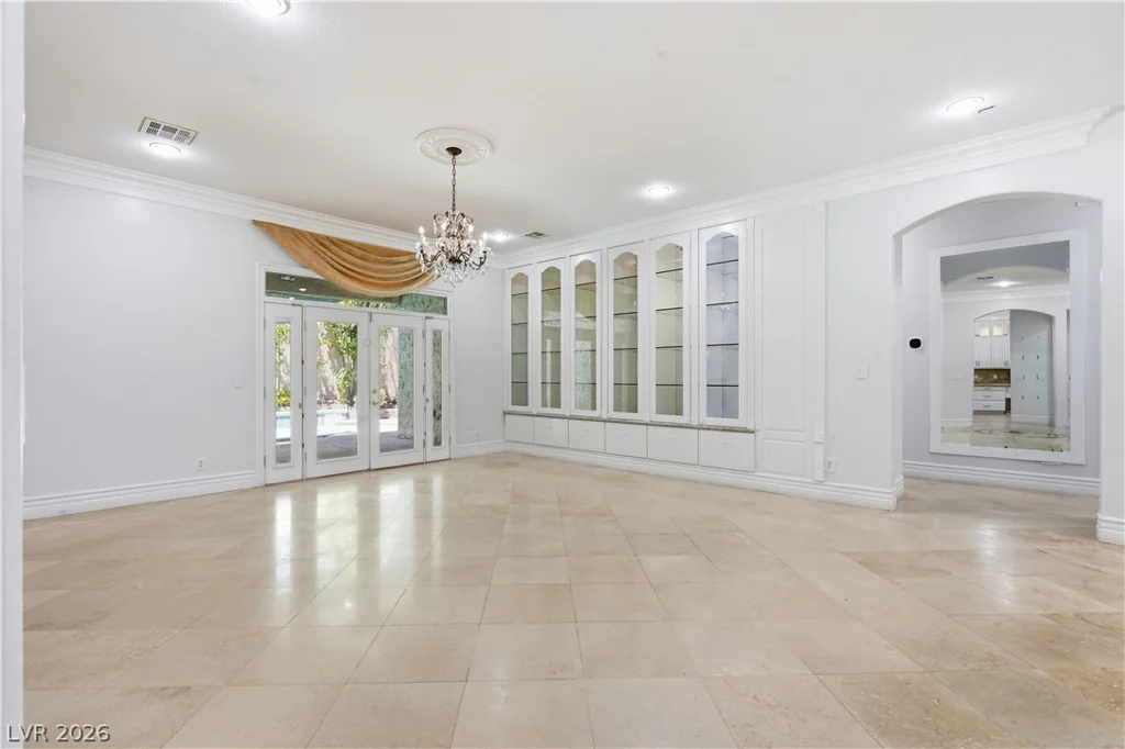 3283 Squire, Las Vegas, NV 89135