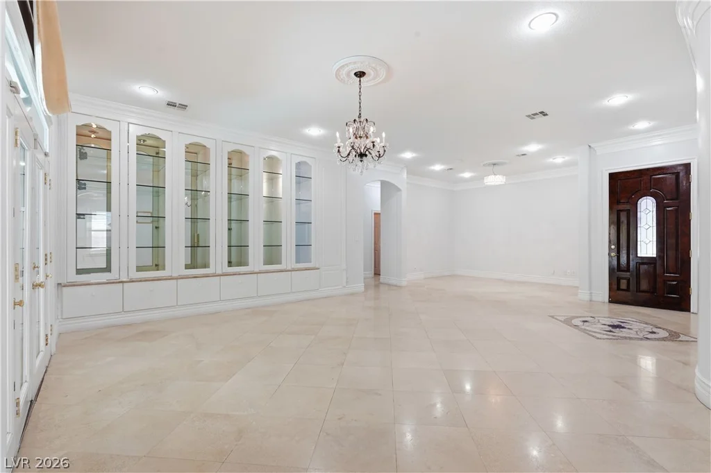 3283 Squire, Las Vegas, NV 89135