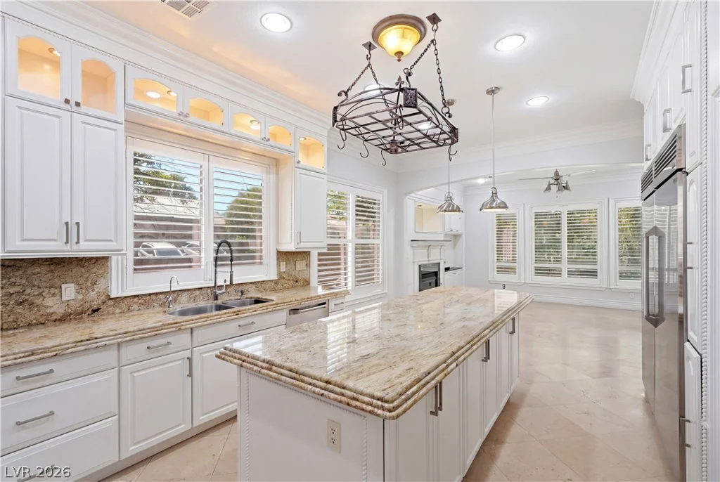 3283 Squire, Las Vegas, NV 89135