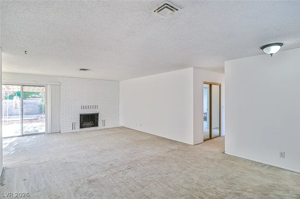 1517 Bryn Mawr, Las Vegas, NV 89102