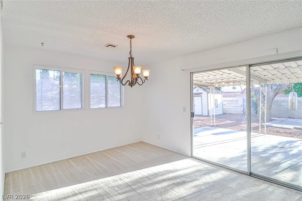 1517 Bryn Mawr, Las Vegas, NV 89102
