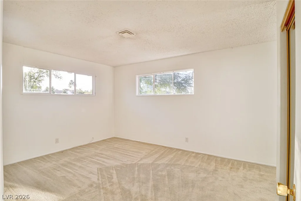 1517 Bryn Mawr, Las Vegas, NV 89102