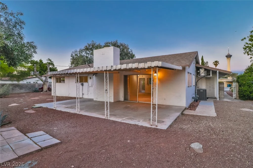 1517 Bryn Mawr, Las Vegas, NV 89102