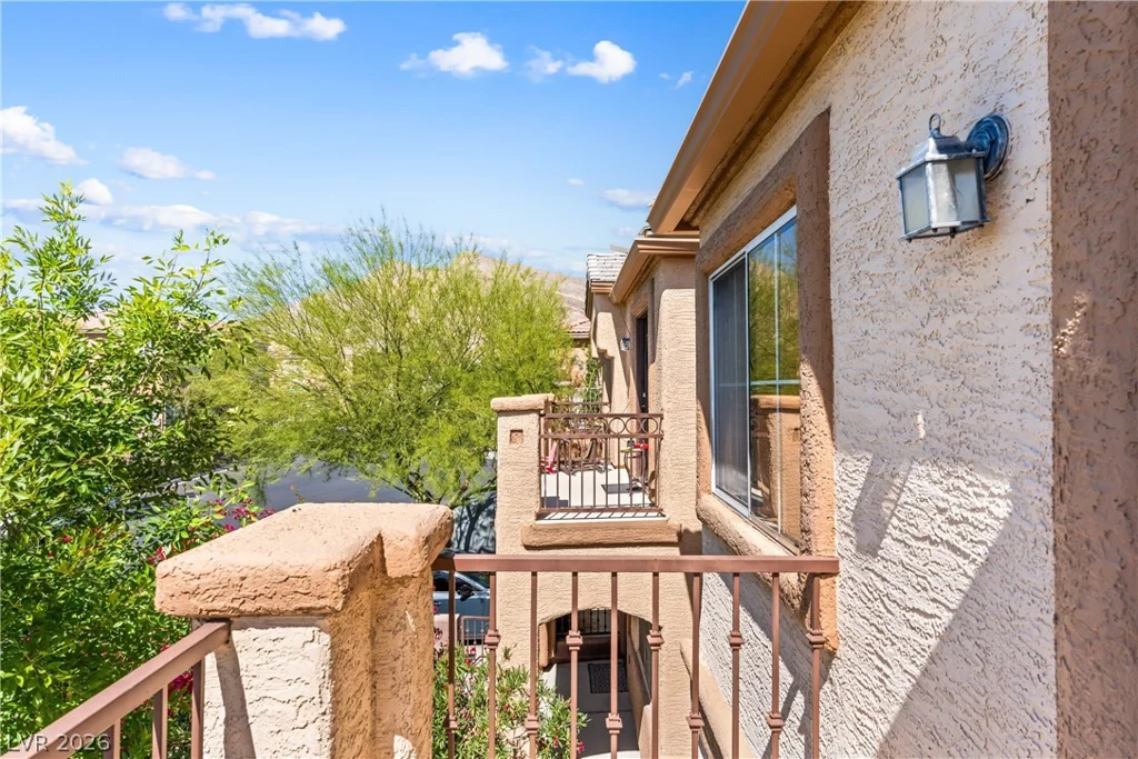 10380 Commanche Moon, Las Vegas, NV 89129