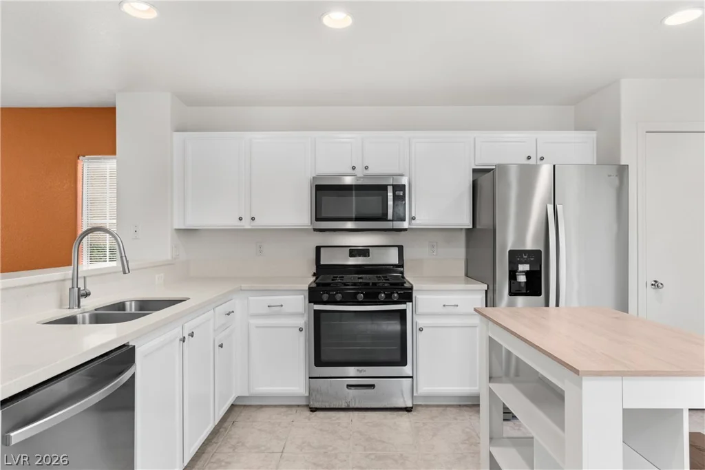 10380 Commanche Moon, Las Vegas, NV 89129