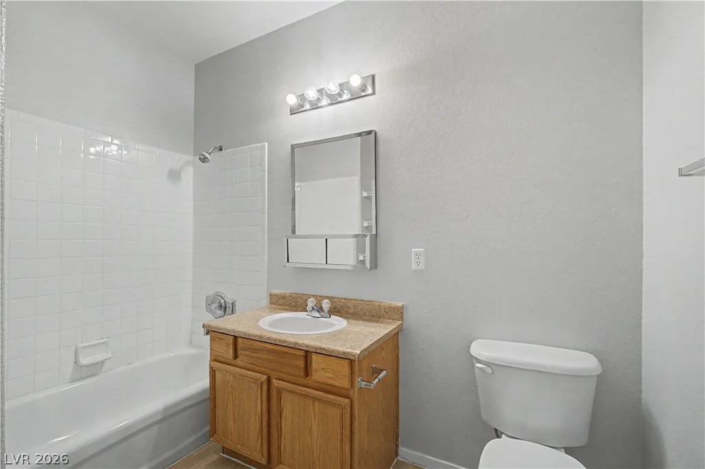 2101 Hussium Hills, Las Vegas, NV 89108