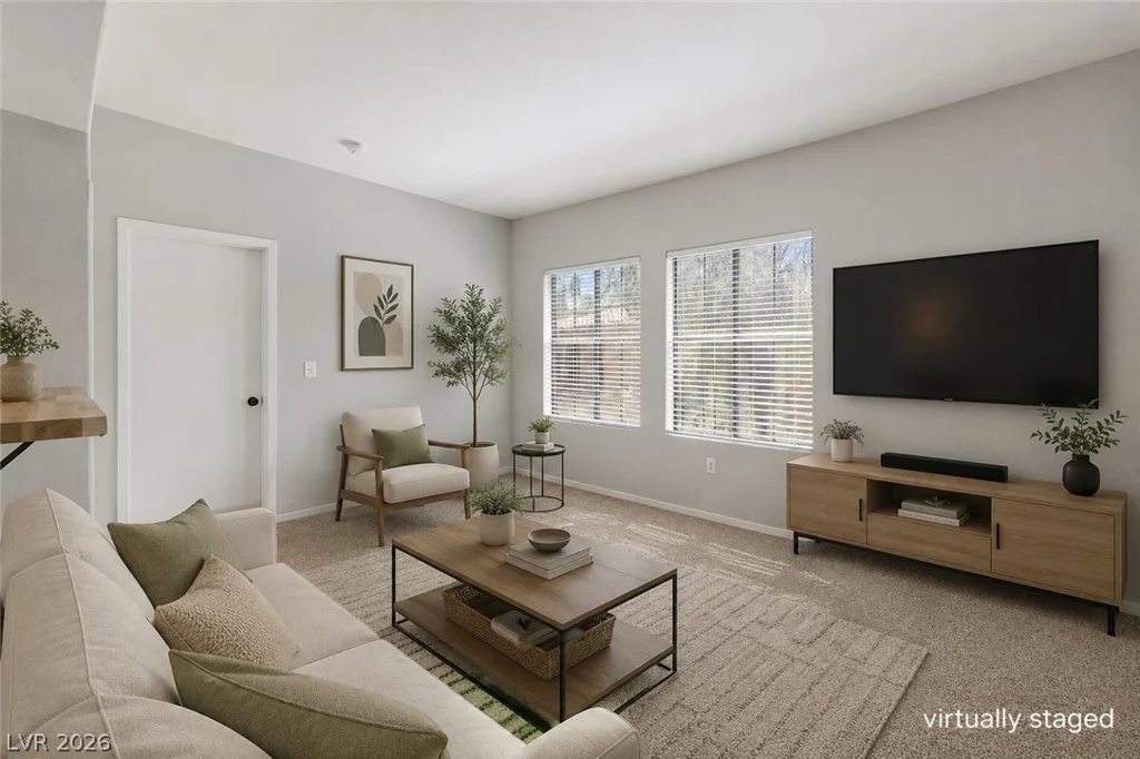 2101 Hussium Hills, Las Vegas, NV 89108