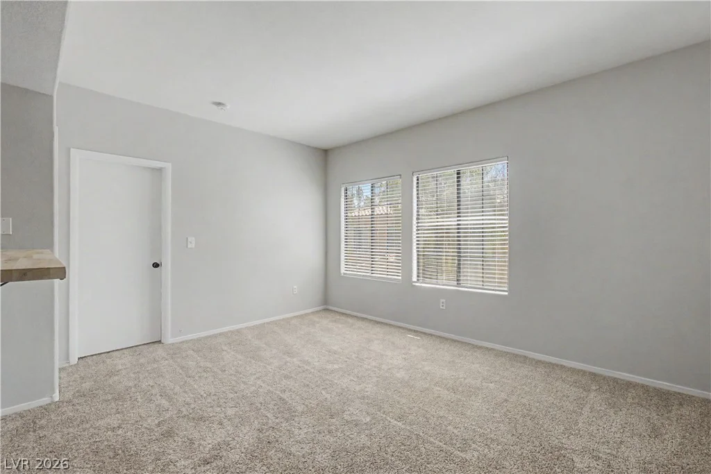 2101 Hussium Hills, Las Vegas, NV 89108