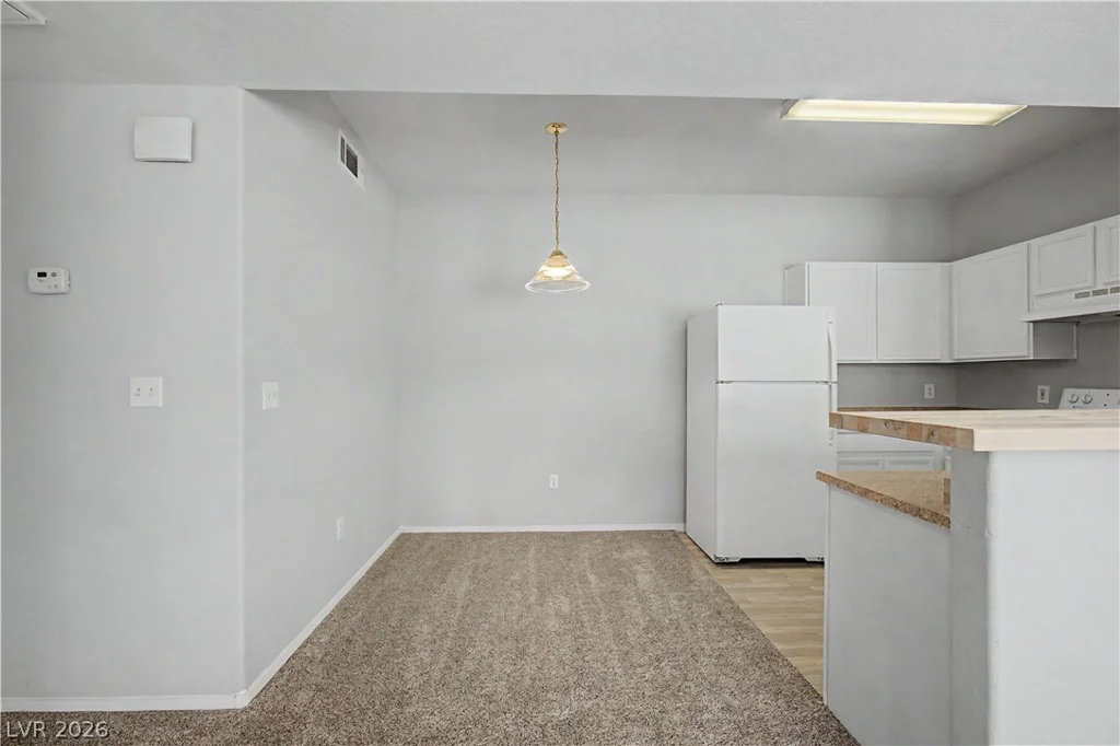 2101 Hussium Hills, Las Vegas, NV 89108