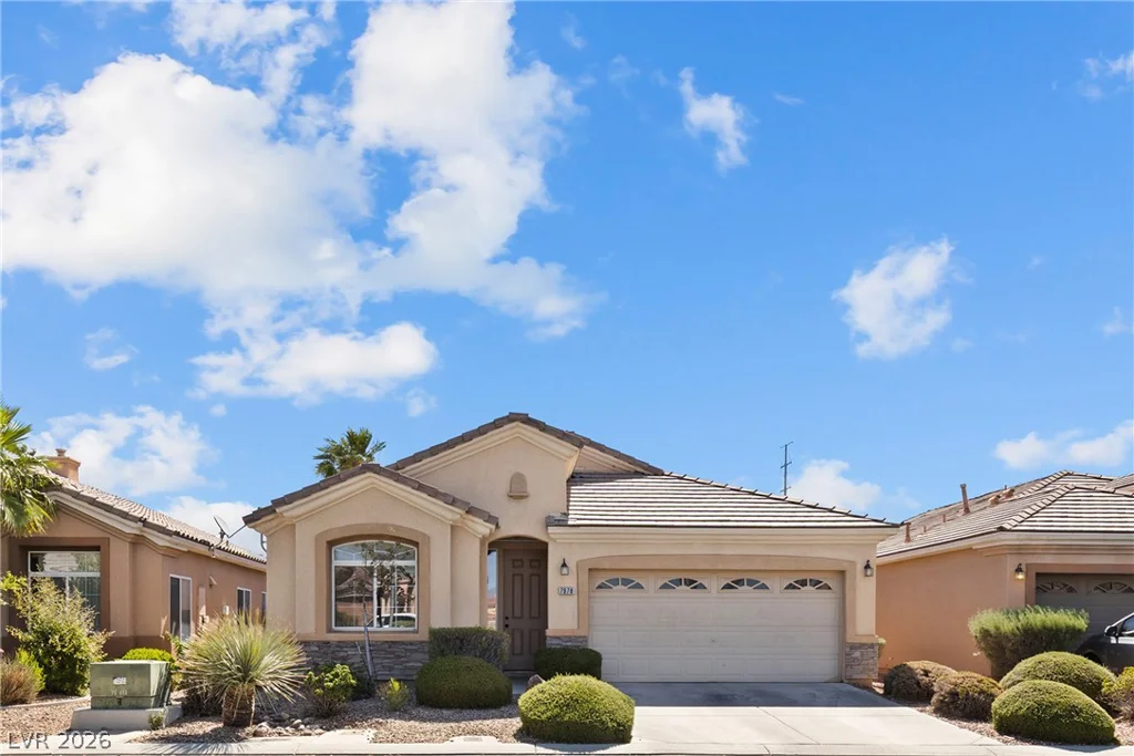 7978 Half Moon Point, Las Vegas, NV 89113