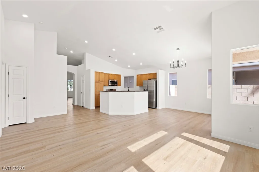 7978 Half Moon Point, Las Vegas, NV 89113