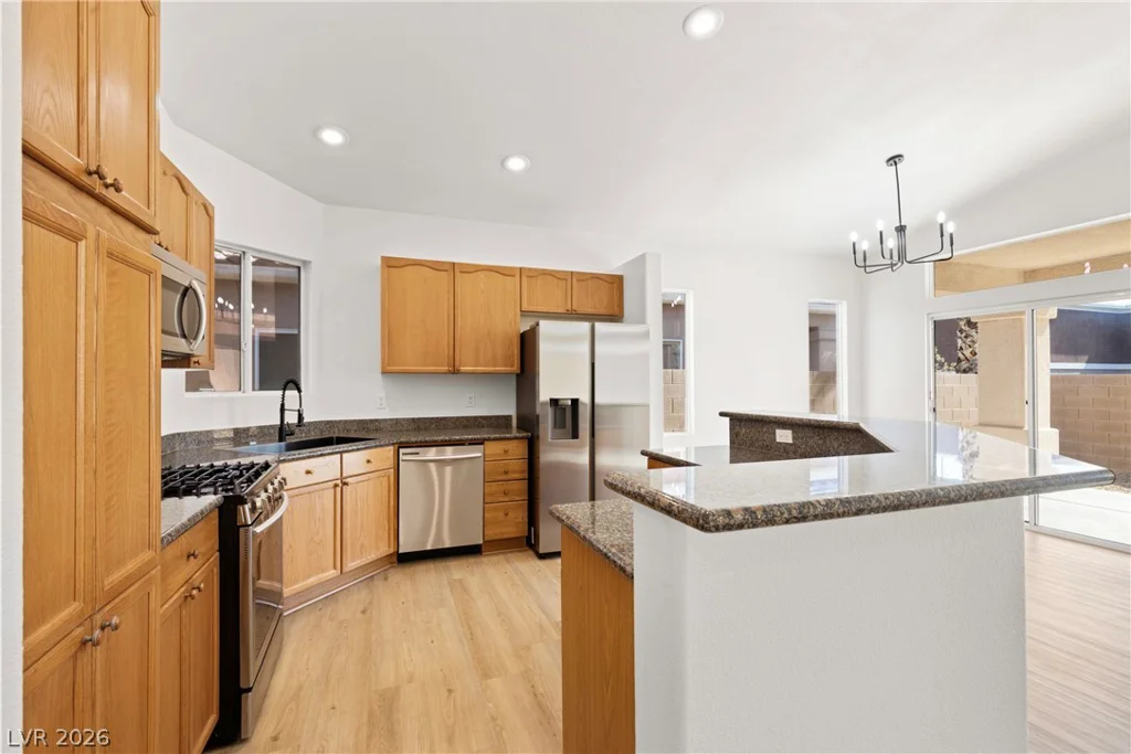 7978 Half Moon Point, Las Vegas, NV 89113