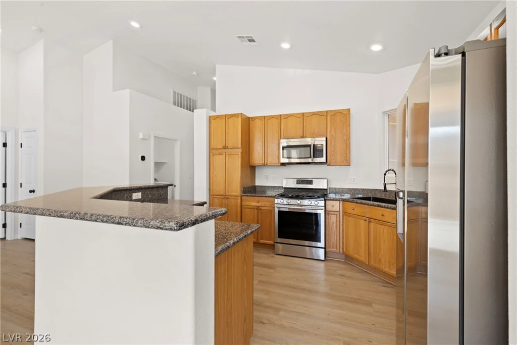 7978 Half Moon Point, Las Vegas, NV 89113