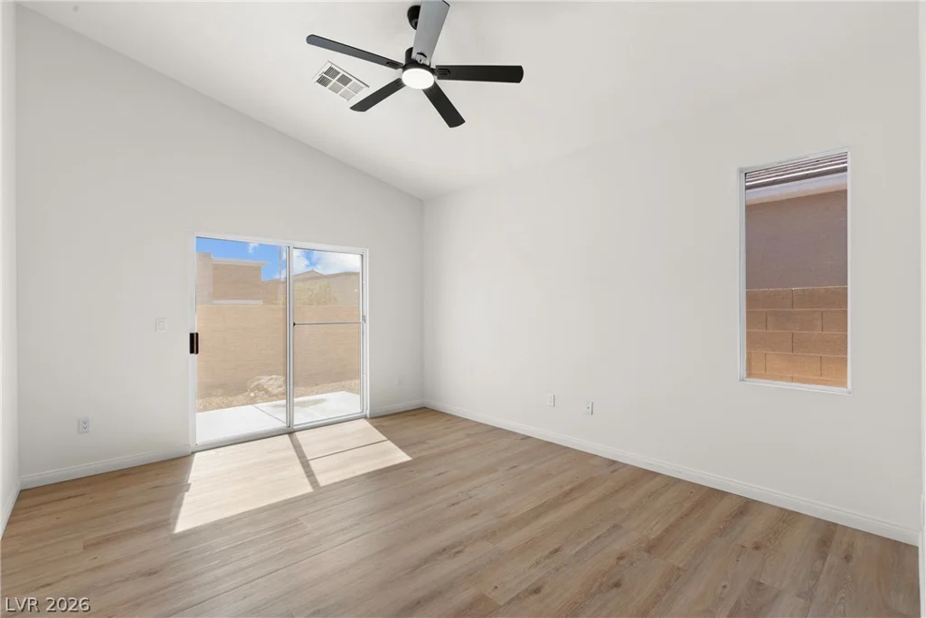 7978 Half Moon Point, Las Vegas, NV 89113