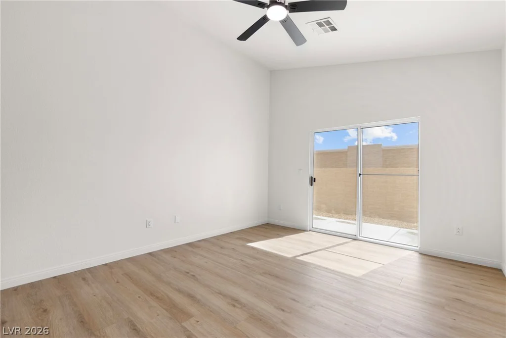 7978 Half Moon Point, Las Vegas, NV 89113