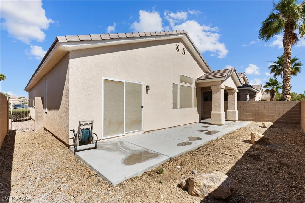 7978 Half Moon Point, Las Vegas, NV 89113