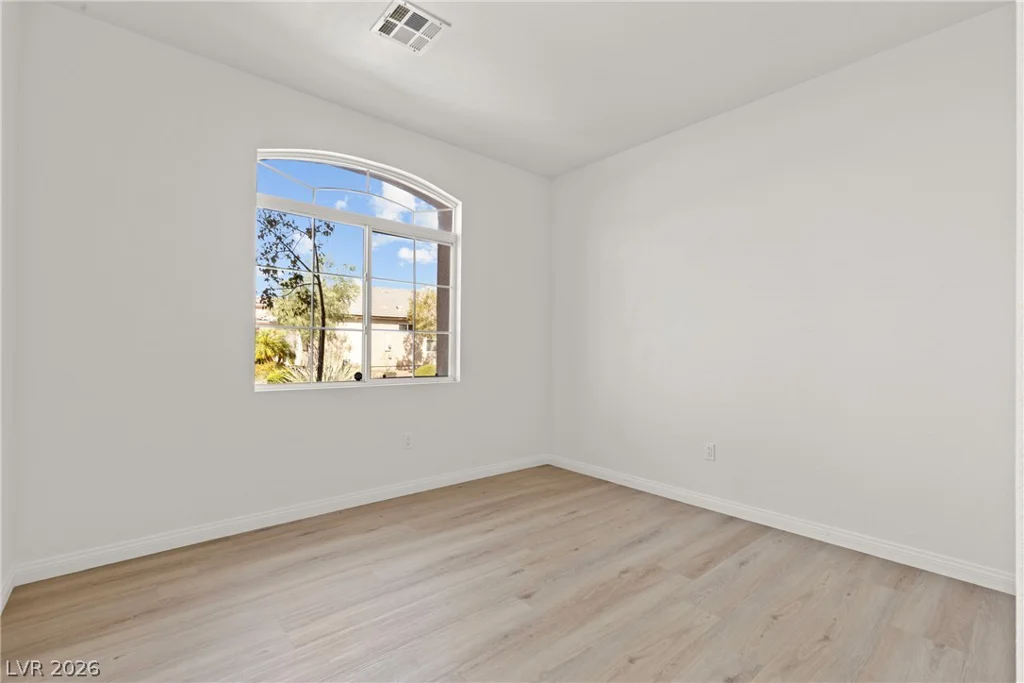 7978 Half Moon Point, Las Vegas, NV 89113