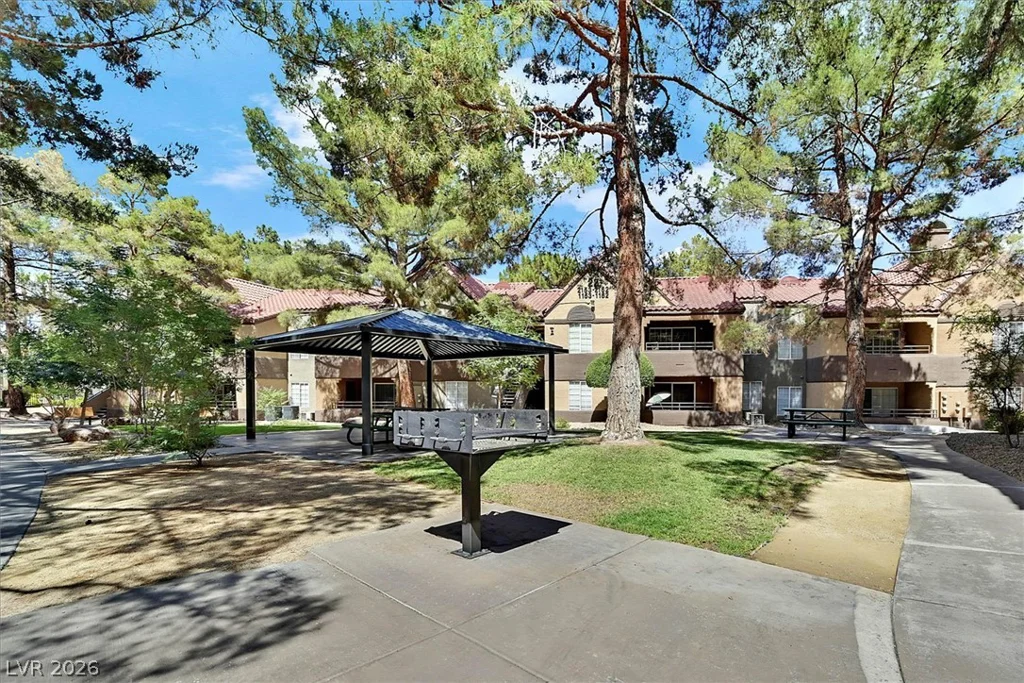 2200 Fort Apache, Las Vegas, NV 89117