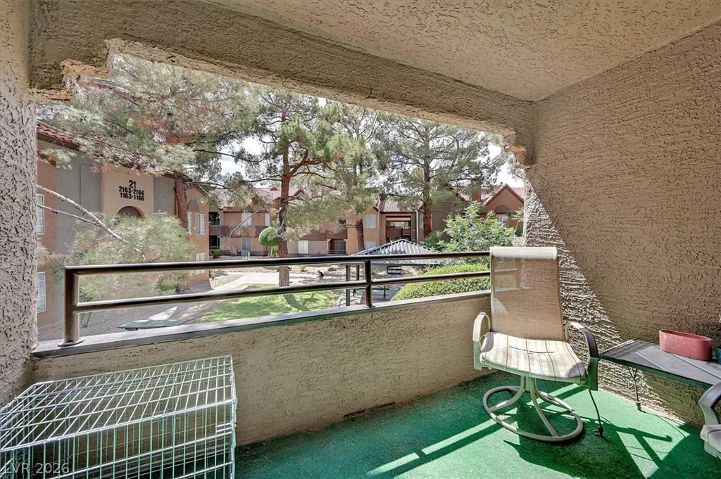 2200 Fort Apache, Las Vegas, NV 89117