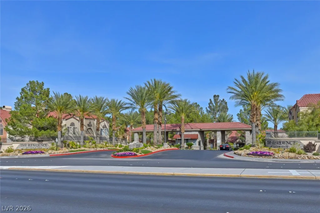 2200 Fort Apache, Las Vegas, NV 89117