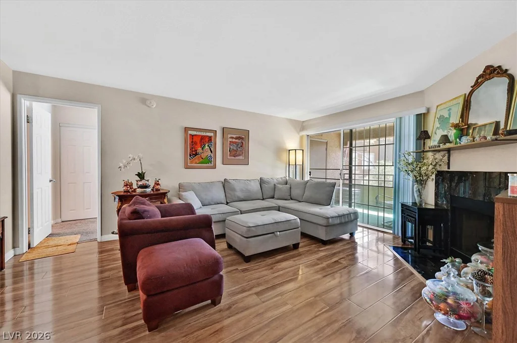 2200 Fort Apache, Las Vegas, NV 89117