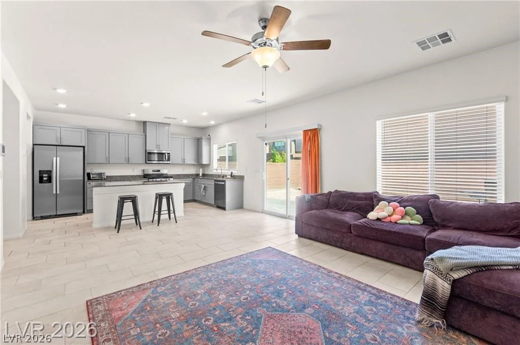 1880 Vass Springs, North Las Vegas, NV 89084
