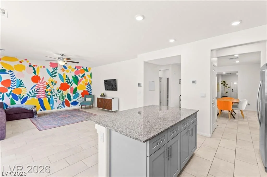 1880 Vass Springs, North Las Vegas, NV 89084