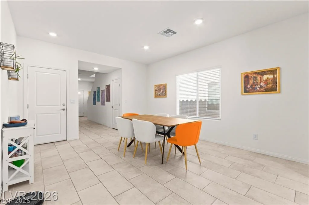 1880 Vass Springs, North Las Vegas, NV 89084