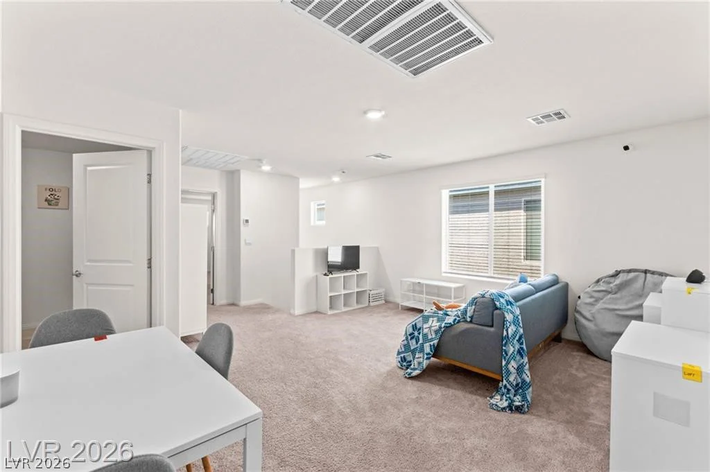 1880 Vass Springs, North Las Vegas, NV 89084