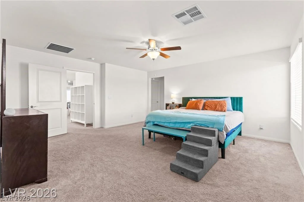 1880 Vass Springs, North Las Vegas, NV 89084