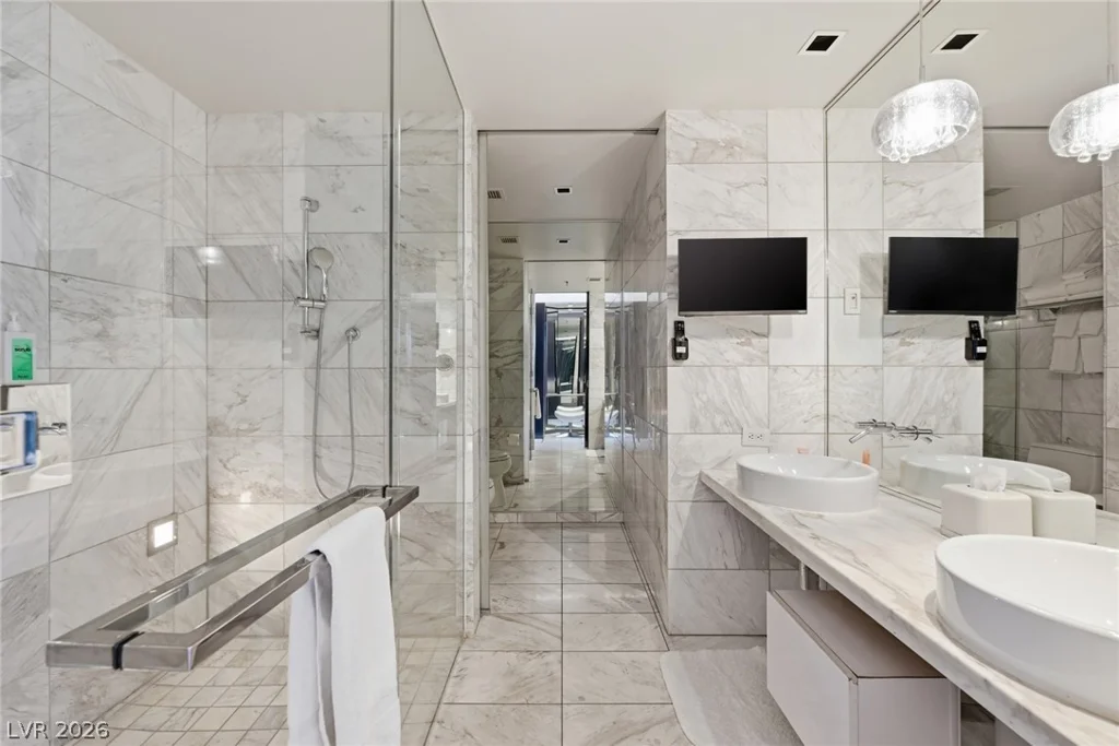 4381 Flamingo, Las Vegas, NV 89103