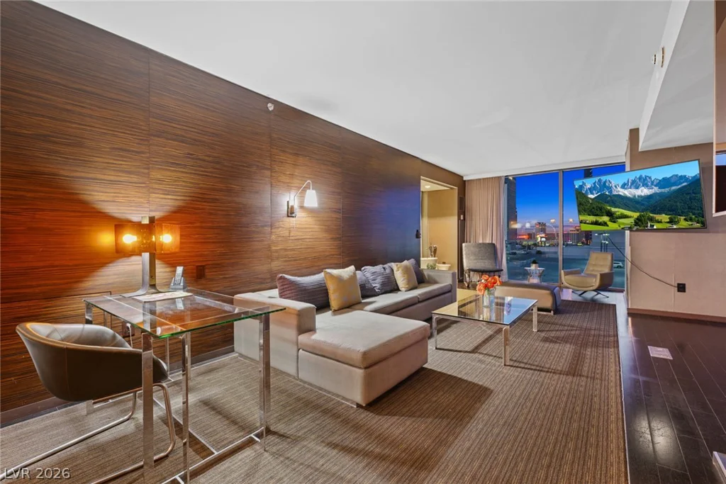 4381 Flamingo, Las Vegas, NV 89103