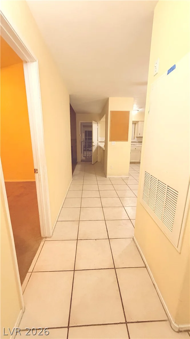 2725 Nellis, Las Vegas, NV 89121