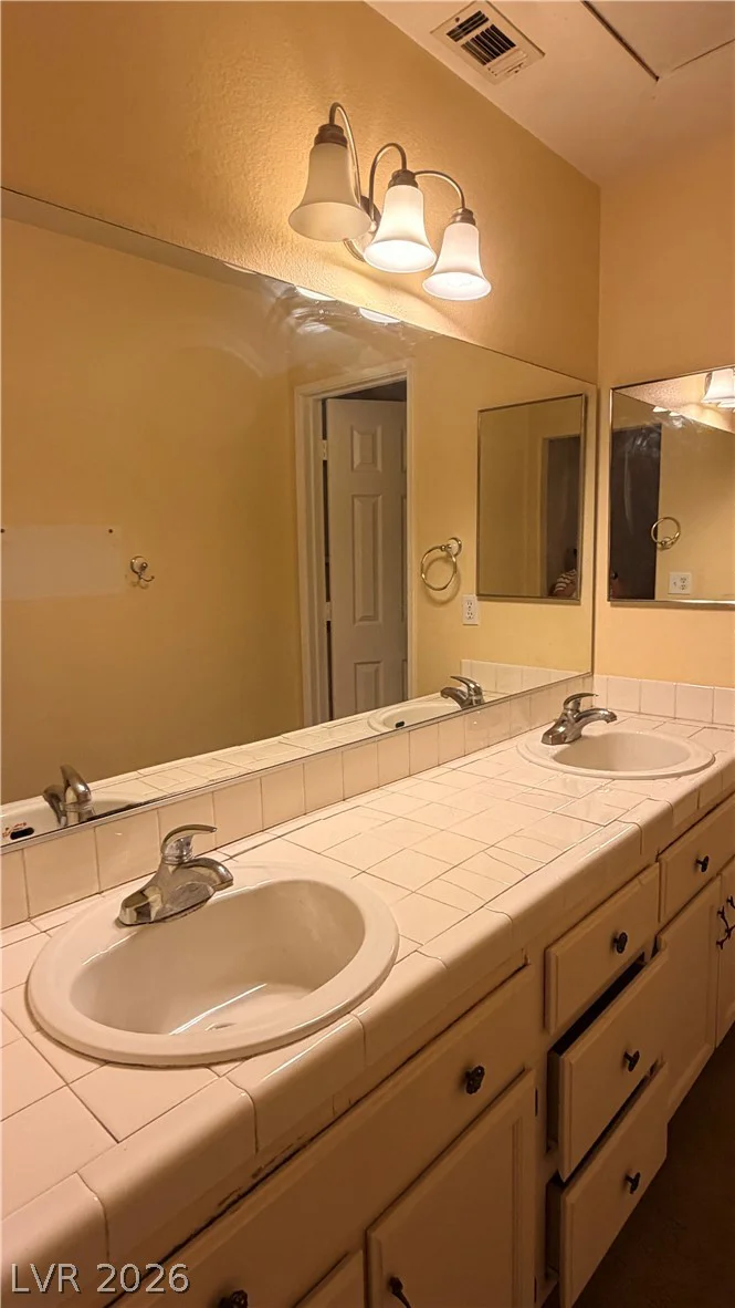 2725 Nellis, Las Vegas, NV 89121