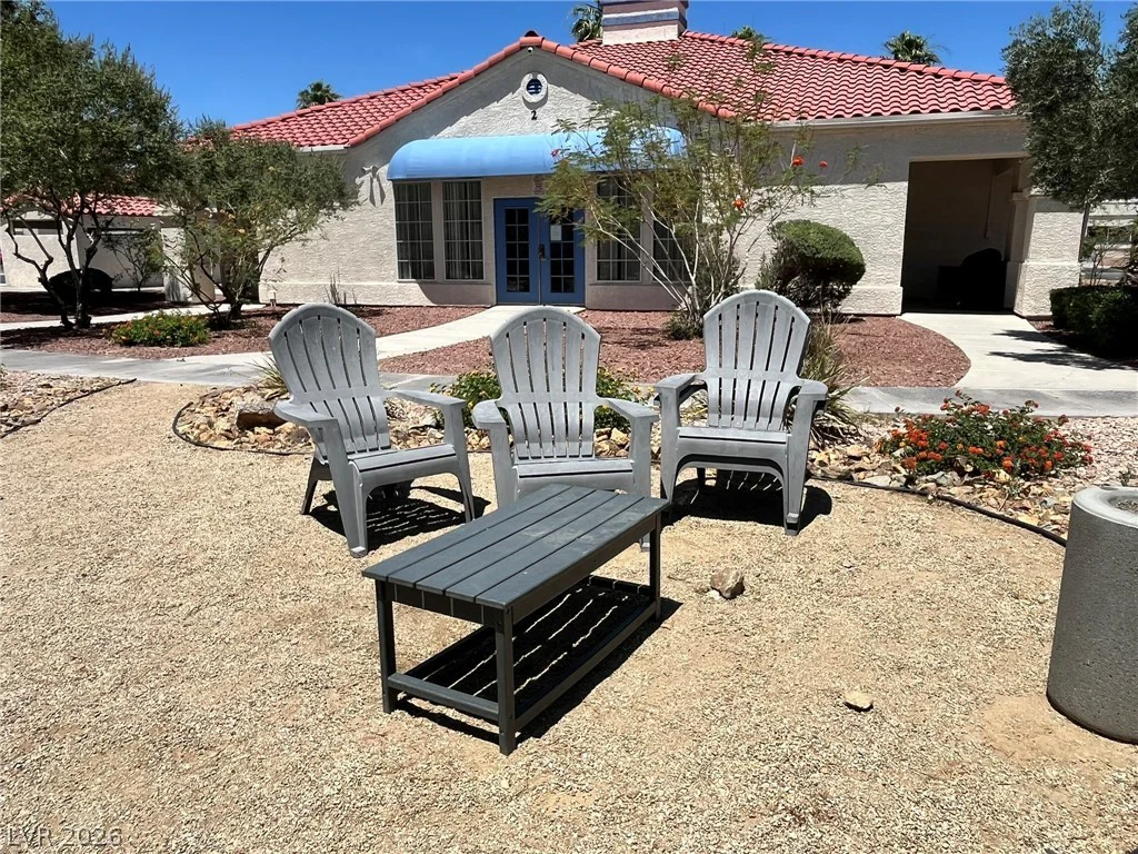 2725 Nellis, Las Vegas, NV 89121