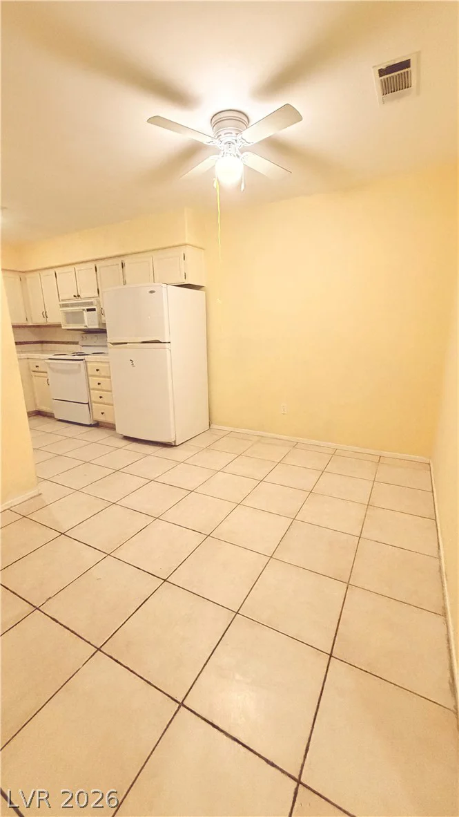 2725 Nellis, Las Vegas, NV 89121
