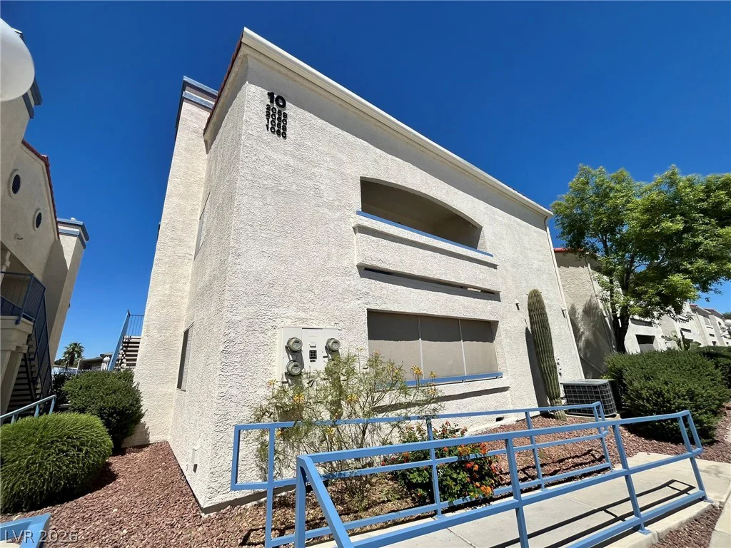2725 Nellis, Las Vegas, NV 89121